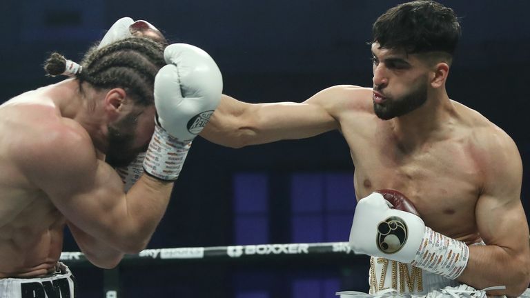 DAM AZIM DESTRUYE A RYLAN CHARLTON EN EL SEGUNDO EXPERIMENTO DEL DOMINGO DE BOXXER